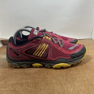 Brooks Pure Grit 3 Women Size 9 Running Shoes Pink 1201731B567 Low Top Lace Up